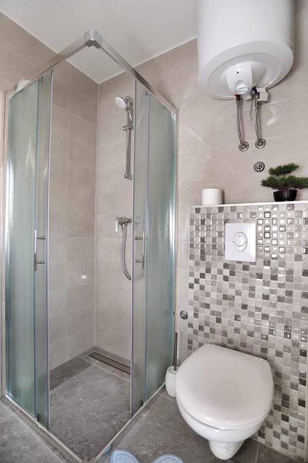 Studio apartman Mihaella Kastela Bagian luar foto